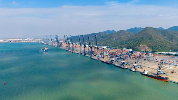 助力“海上新广东”：珠海高栏港主航道维护工程绘就碧海通途新画卷