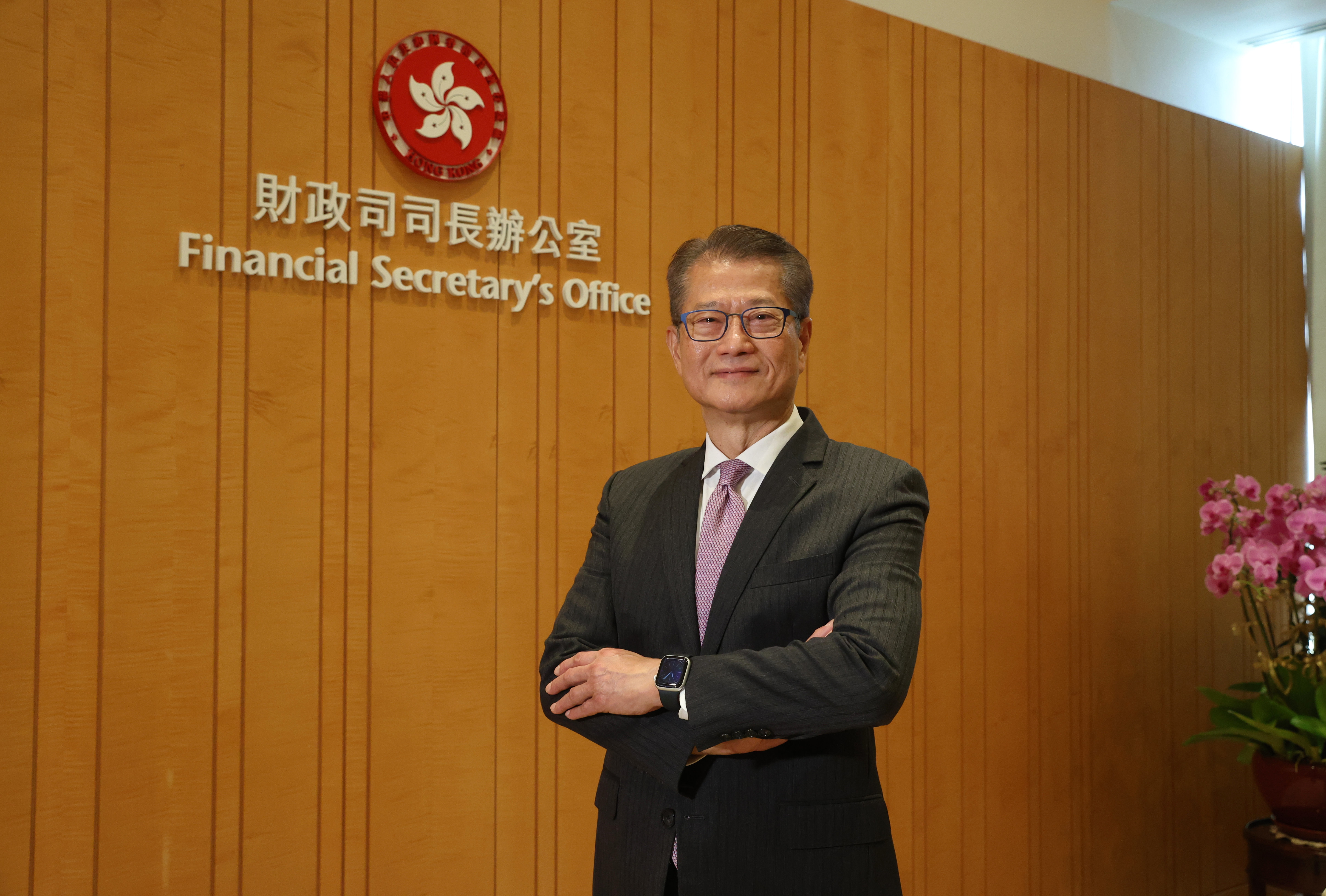 陳茂波：穩步推進大宗商品交易生態圈截至本月初有逾8千噸LME註冊倉單